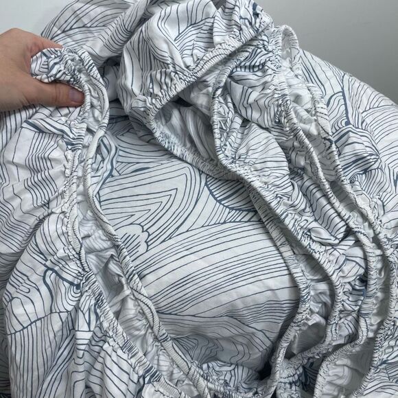 Brooklinen Luxe Sateen King Bed Sheet Set Oyster Blue Fitted Flat 4 Pillowcase - Picture 4 of 12